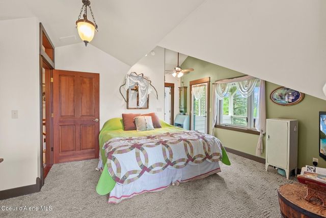 3467 E Sunset Dr, Harrison, ID 83833