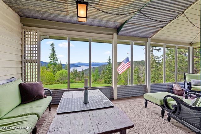 3467 E Sunset Dr, Harrison, ID 83833