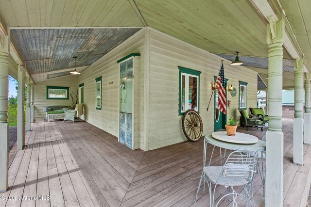 3467 E Sunset Dr, Harrison, ID 83833