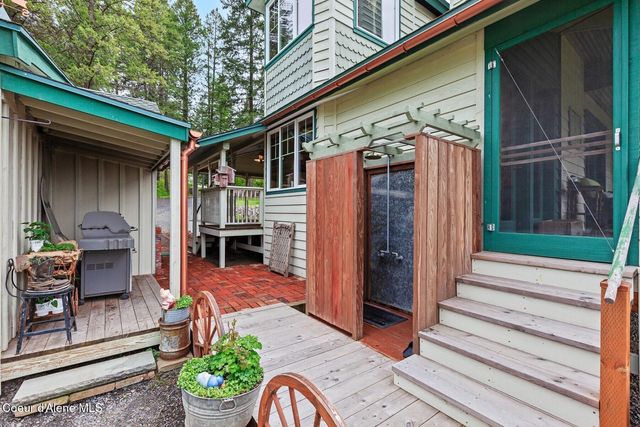 3467 E Sunset Dr, Harrison, ID 83833