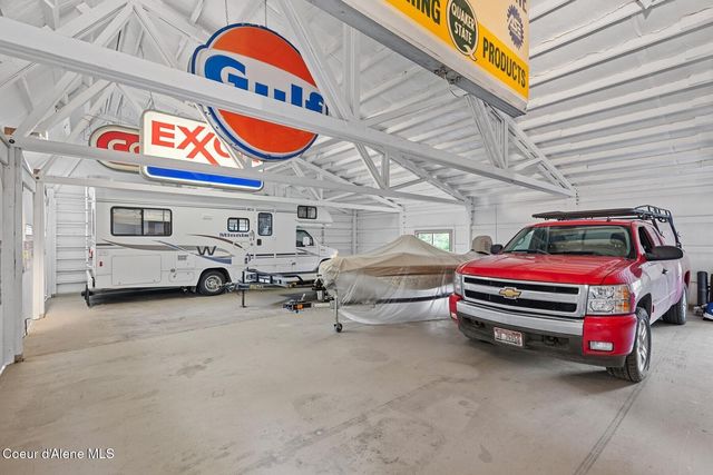 3467 E Sunset Dr, Harrison, ID 83833