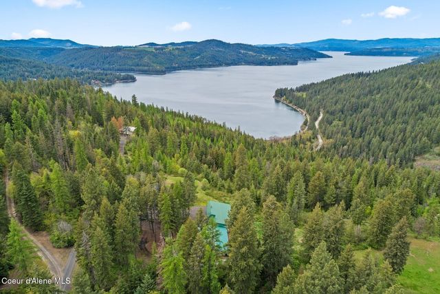 3467 E Sunset Dr, Harrison, ID 83833