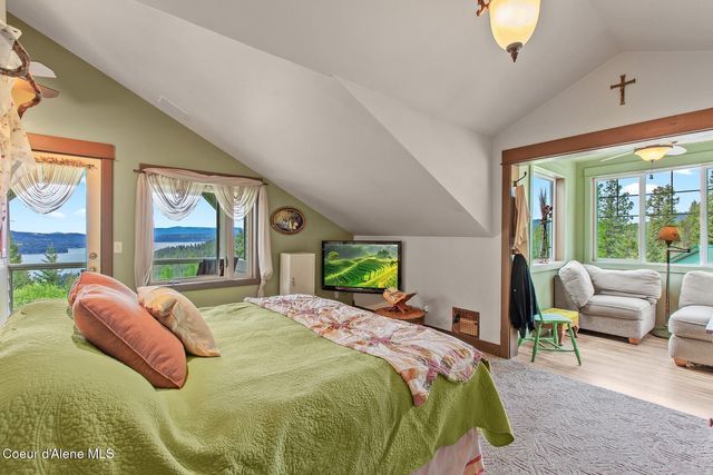 3467 E Sunset Dr, Harrison, ID 83833