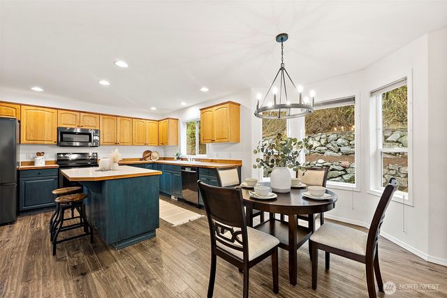 10503 180th Avenue E, Bonney Lake, WA 98391