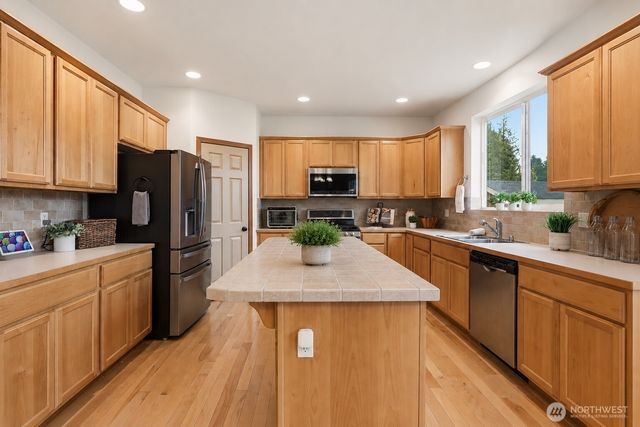 20101 11th Avenue W, Lynnwood, WA 98036