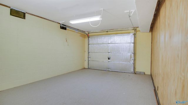 17558 Richter Road, Rogersville, AL 35652