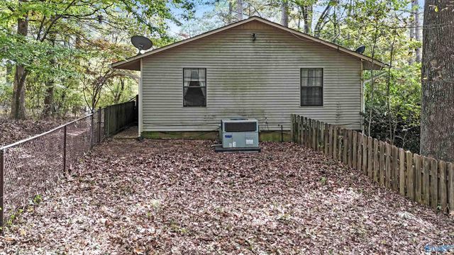 17558 Richter Road, Rogersville, AL 35652