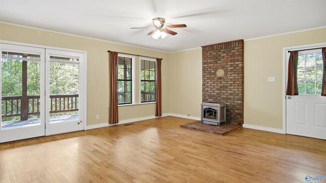 17558 Richter Road, Rogersville, AL 35652