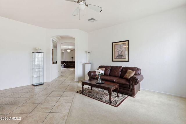 8729 W CAROLE Lane, Glendale, AZ 85305