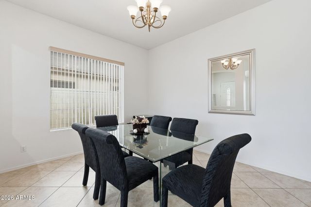 8729 W CAROLE Lane, Glendale, AZ 85305