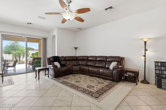 8729 W CAROLE Lane, Glendale, AZ 85305