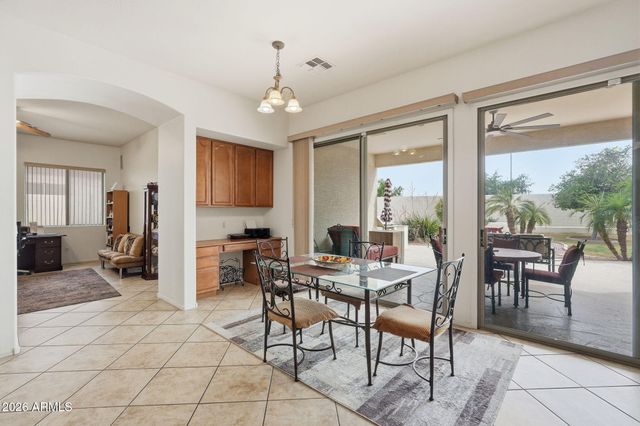 8729 W CAROLE Lane, Glendale, AZ 85305