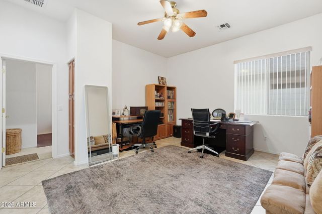 8729 W CAROLE Lane, Glendale, AZ 85305
