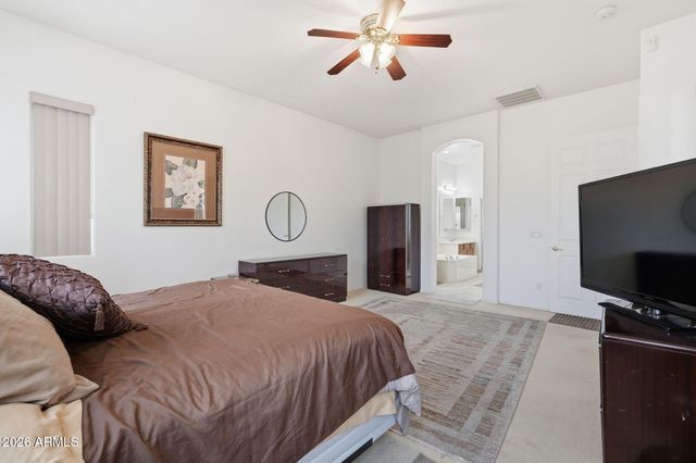 8729 W CAROLE Lane, Glendale, AZ 85305