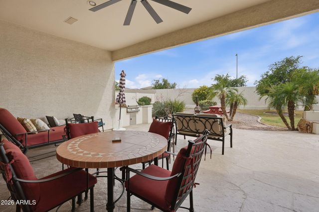 8729 W CAROLE Lane, Glendale, AZ 85305