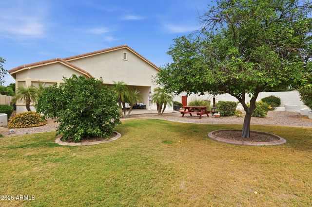 8729 W CAROLE Lane, Glendale, AZ 85305