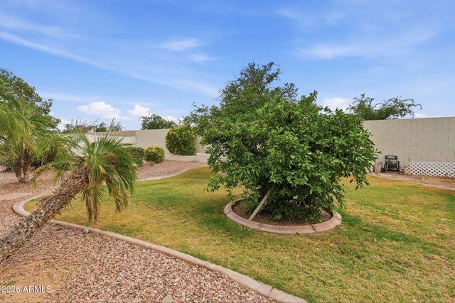 8729 W CAROLE Lane, Glendale, AZ 85305