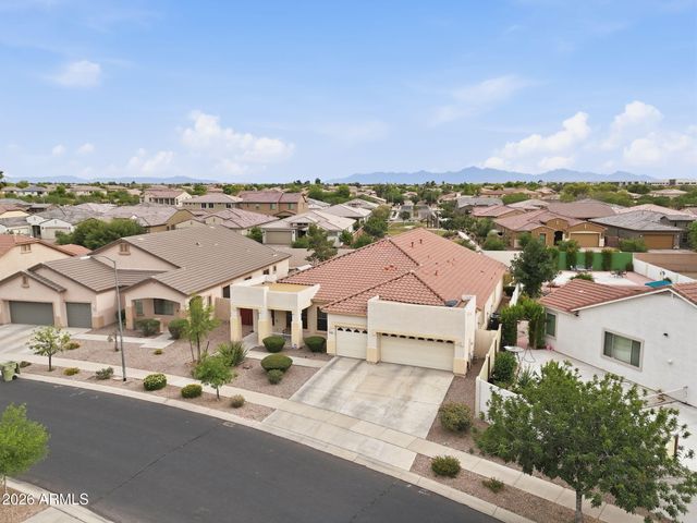 8729 W CAROLE Lane, Glendale, AZ 85305