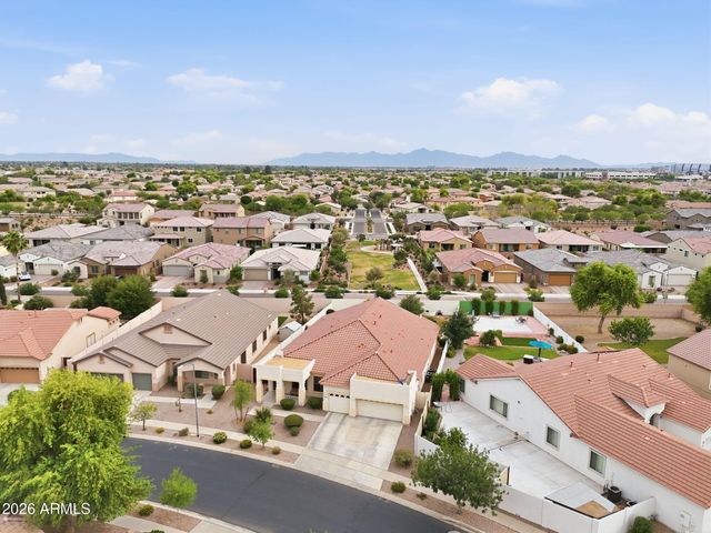 8729 W CAROLE Lane, Glendale, AZ 85305