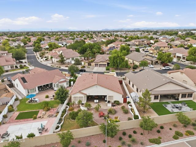 8729 W CAROLE Lane, Glendale, AZ 85305