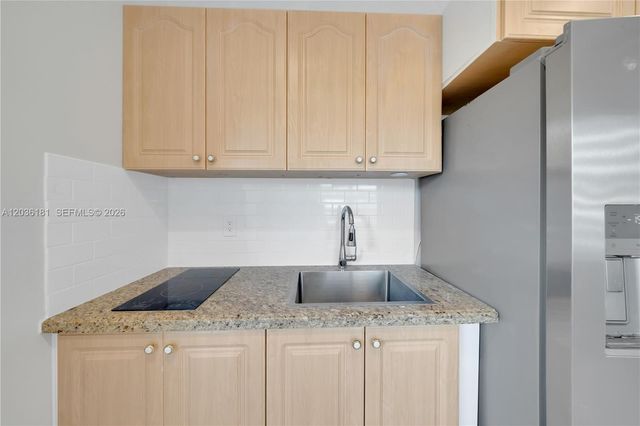 7555 SW 28th St Road A, Miami, FL 33155