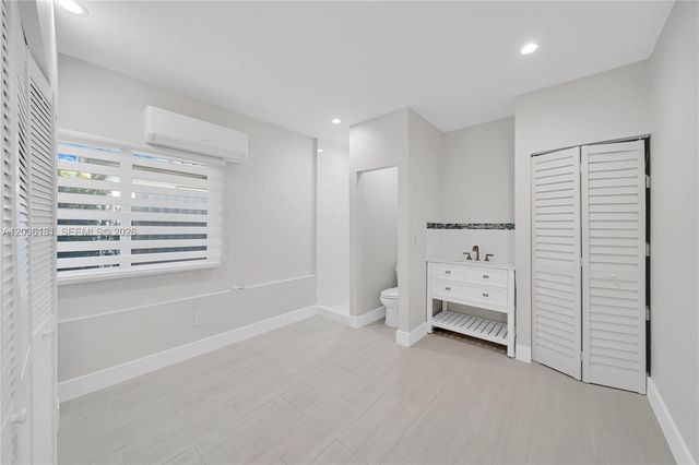 7555 SW 28th St Road A, Miami, FL 33155