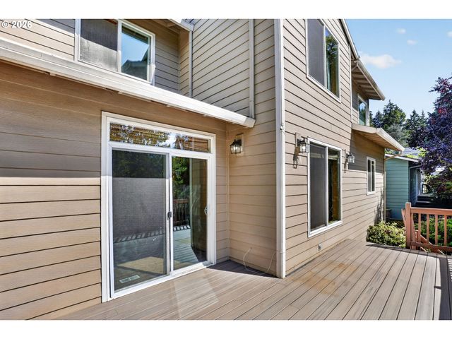 8311 Sw 43RD Ave, Portland, OR 97219