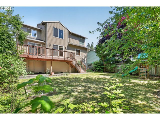 8311 Sw 43RD Ave, Portland, OR 97219