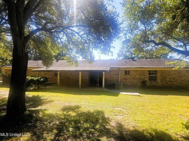 4409 Lanier Avenue, Pascagoula, MS 39581