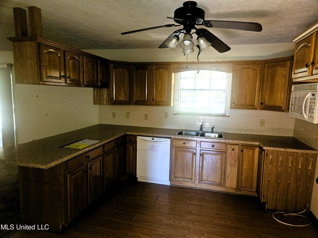 4409 Lanier Avenue, Pascagoula, MS 39581