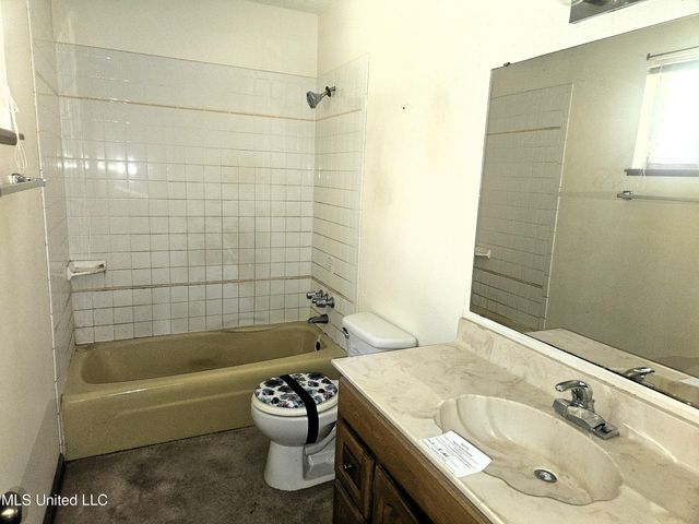 4409 Lanier Avenue, Pascagoula, MS 39581