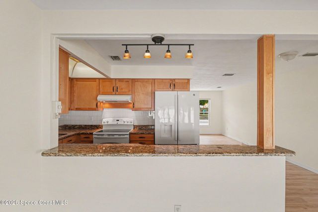 1714 Hudson Circle N, Melbourne, FL 32935