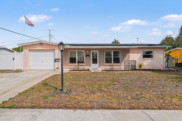 1714 Hudson Circle N, Melbourne, FL 32935