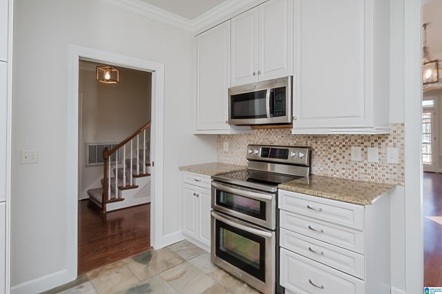 1628 HAMILTON COURT, Vestavia Hills, AL 35243