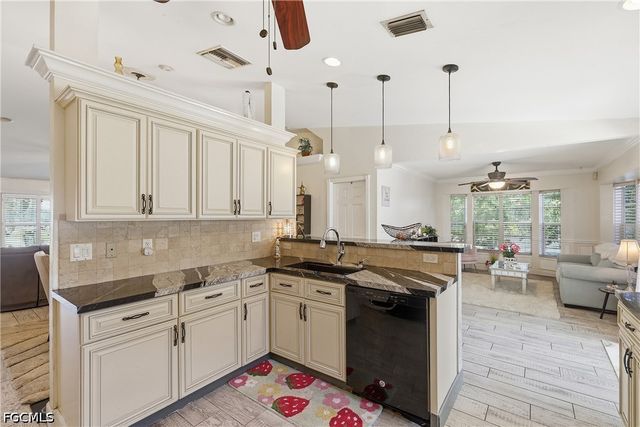 1818 NE 2nd ST, Cape Coral, FL 33909