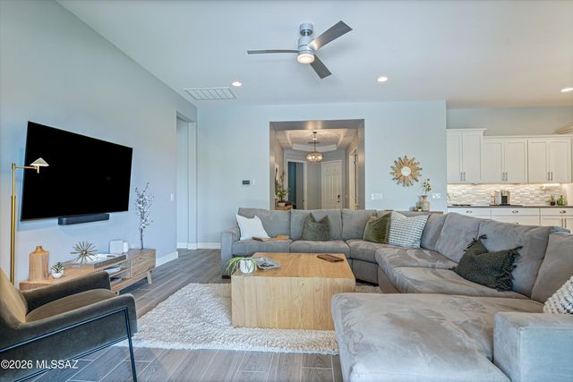 11873 N Silver Desert Drive, Oro Valley, AZ 85737
