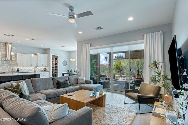11873 N Silver Desert Drive, Oro Valley, AZ 85737
