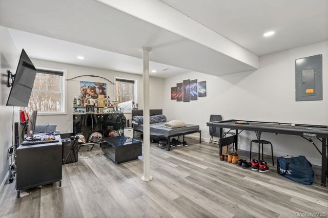 171 High Barney Road, Middletown, NY 10940