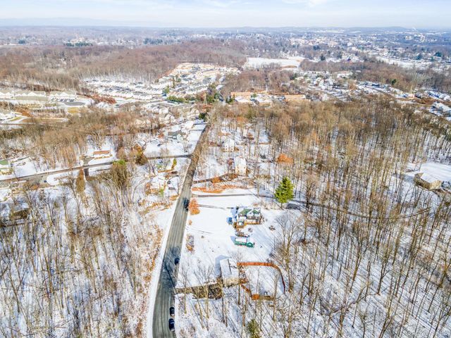 171 High Barney Road, Middletown, NY 10940