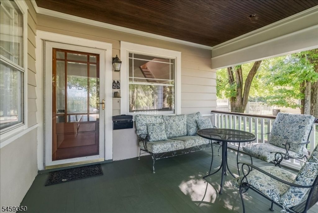 25 Orchard St, Mendham Boro, NJ 07945 — photo 4
