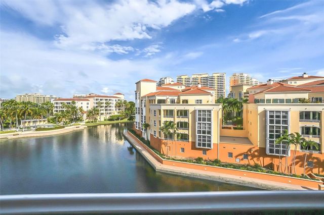 735 Crandon Blvd 503, Key Biscayne, FL 33149
