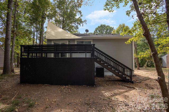9501 Fairway Ridge Road, Charlotte, NC 28277