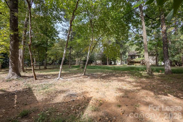 9501 Fairway Ridge Road, Charlotte, NC 28277
