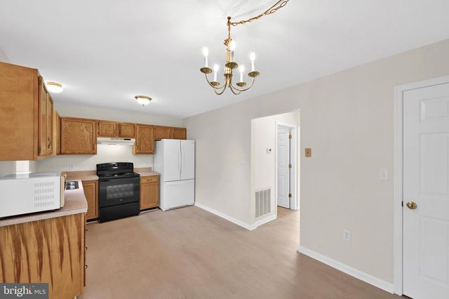 2966 ASTER LN, Lititz, PA 17543