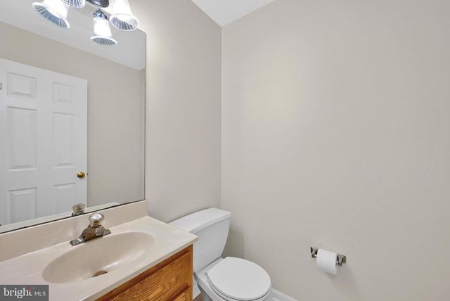 2966 ASTER LN, Lititz, PA 17543