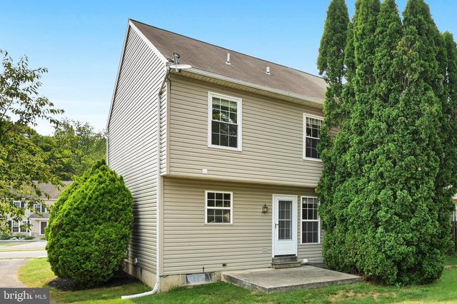 2966 ASTER LN, Lititz, PA 17543