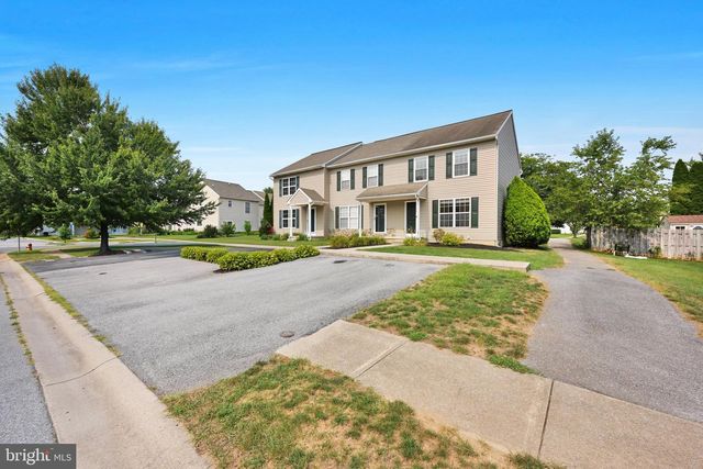 2966 ASTER LN, Lititz, PA 17543