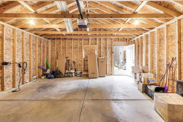 1045 W 34th Place, Chicago, IL 60608