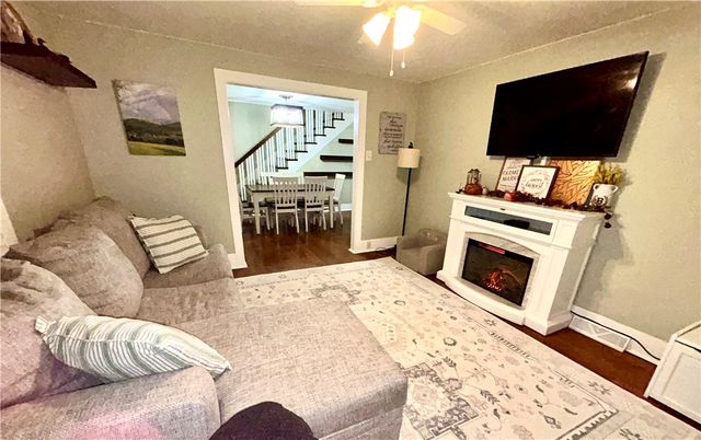 161 Cambria St, Dunbar Twp, PA 15431