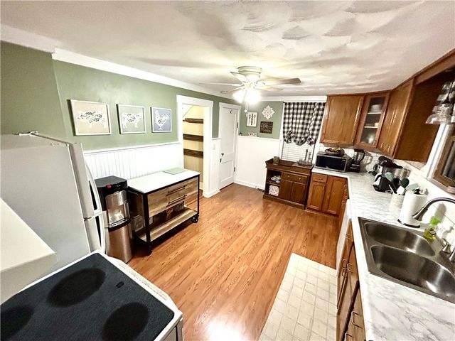 161 Cambria St, Dunbar Twp, PA 15431